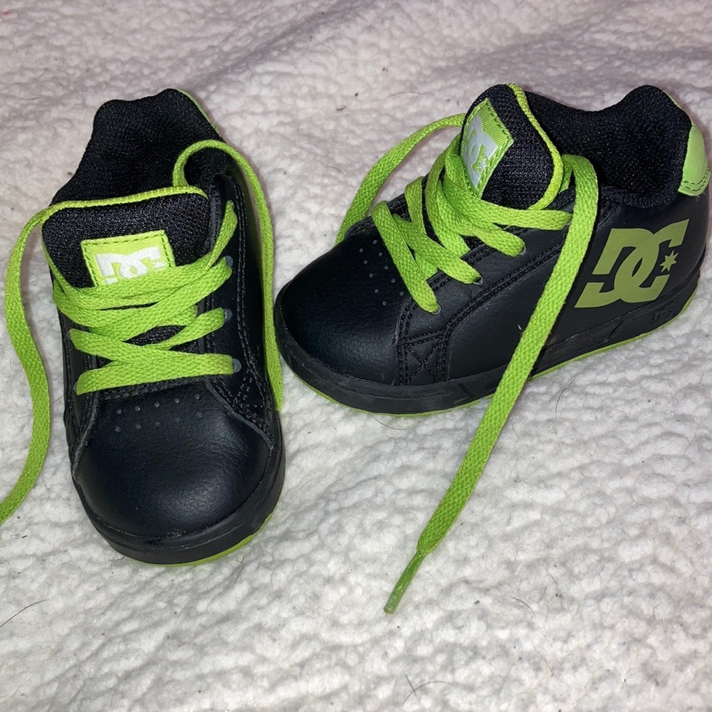 Toddler boy DC shoes